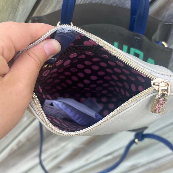 Nikky by Nicole Lee New York Crossbody Bag w/ Charm & Removable Pouch | HTF GUC - Picture 7 of 10